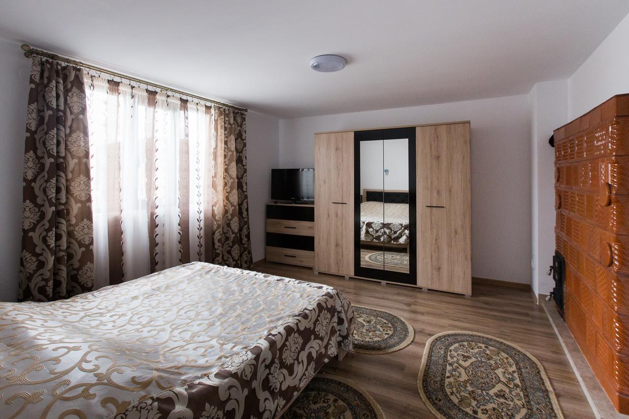 Casa Kis Villa Vişeu de Sus Екстериор снимка