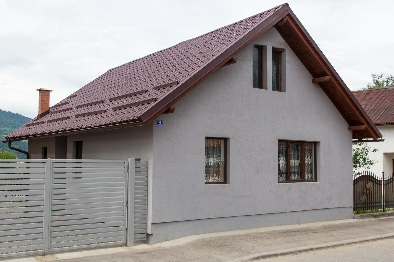 Casa Kis Villa Vişeu de Sus Екстериор снимка